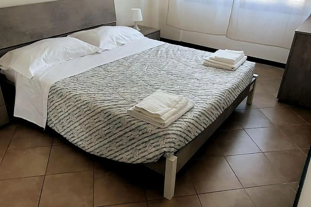 Casa Amedeo - Appartamento In Passeggiata Viareggio Italy