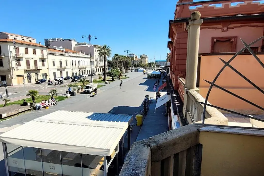 Casa Amedeo - Appartamento In Passeggiata Viareggio Apartment